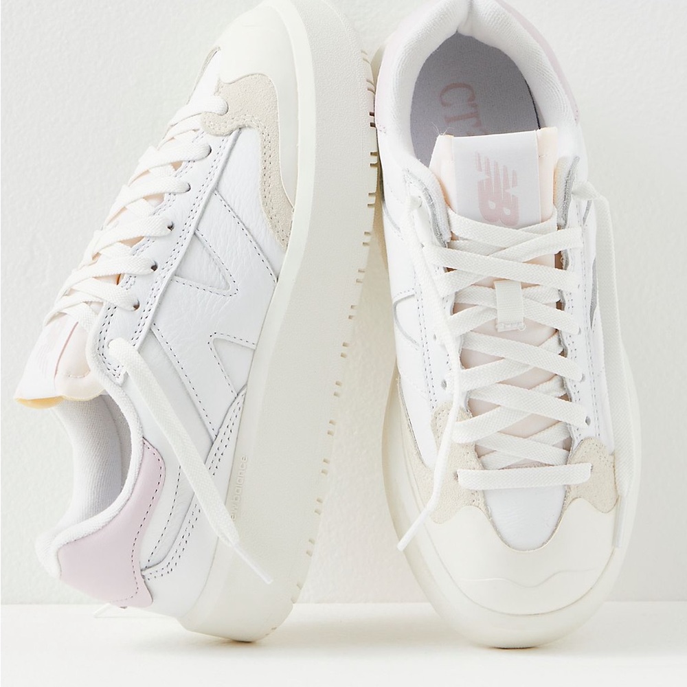 302 Court Sneakers